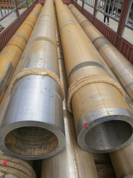 12Cr1MoVG高压合金管无缝管..jpg